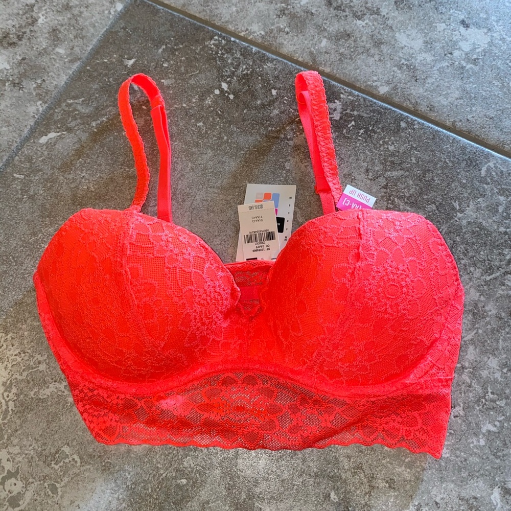 Victoria’s Secret PINK lace push up bra NWT Small